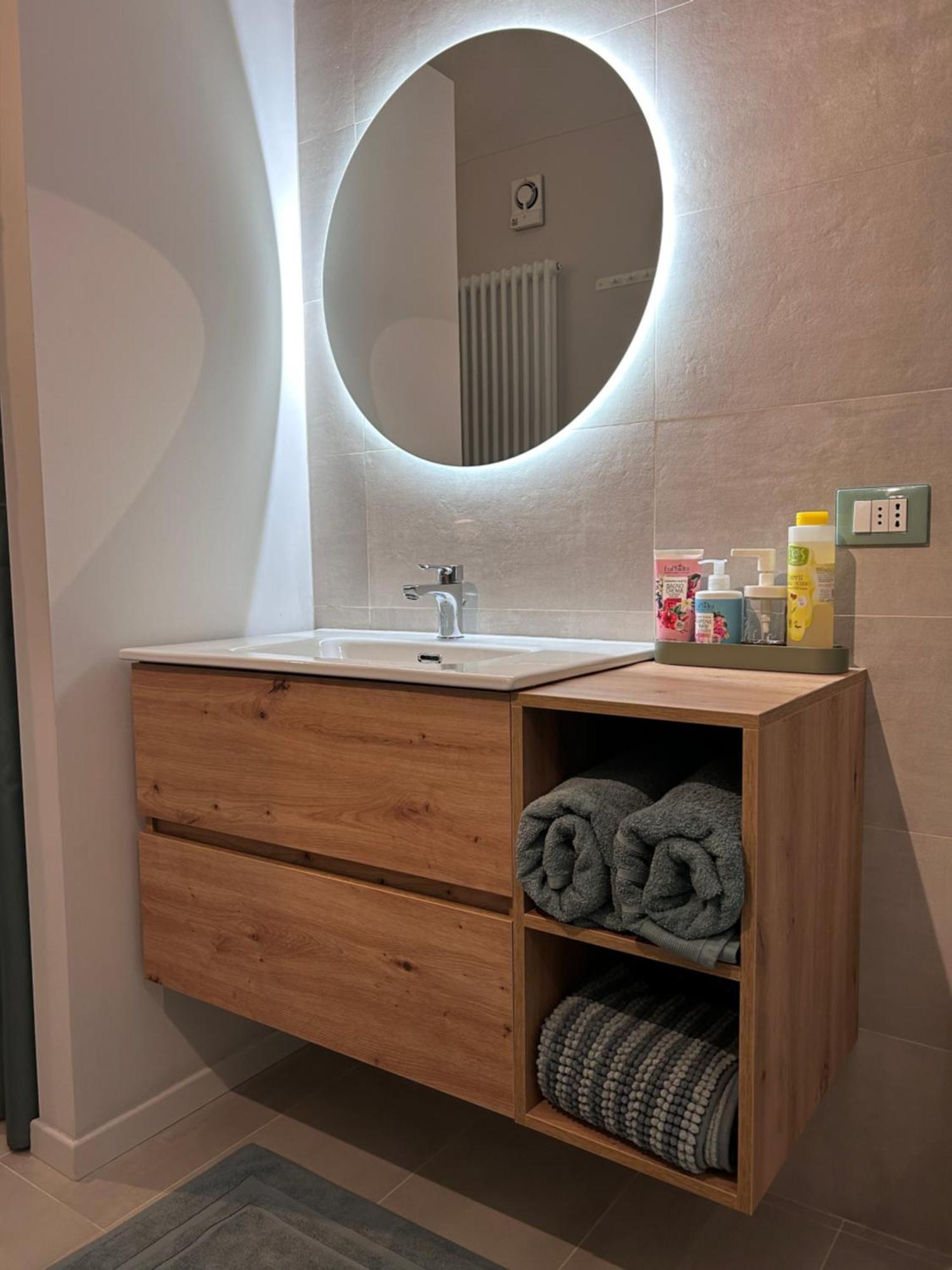 Casa Mafalda Trilocale In Centro Biella Zewnętrze zdjęcie